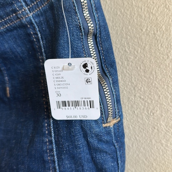 We The Free Mini Skirt Denim Dark Blue Side Zip Closure Stretch Womens Size 30 - Picture 11 of 15